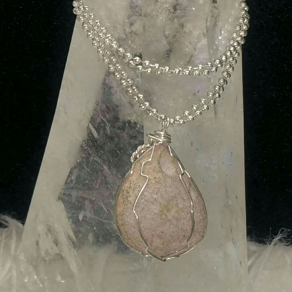 BIG CRYSTALS! Handcrafted Wire Wrapped Necklaces - Picture 10 of 16